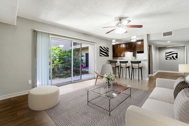 Photo - The Molokai Apartments