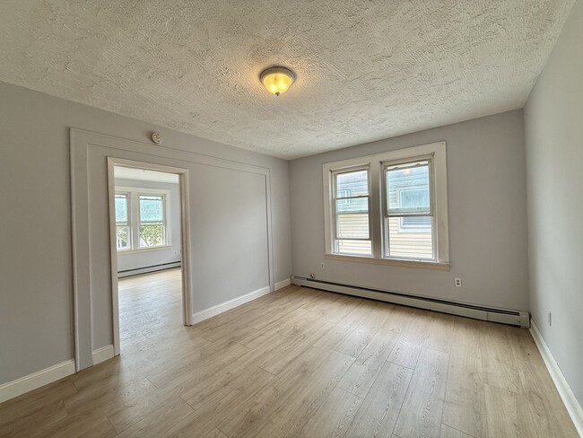 Photo - 165 Davis Ave