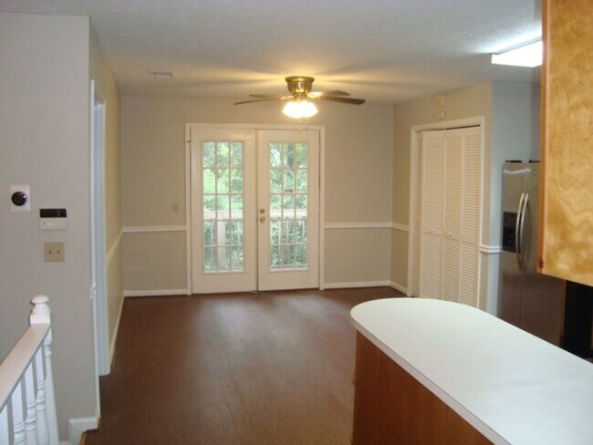 Photo - Three bedroom/2bathroom Condo available fo...