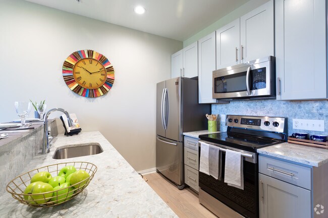 Photo - Residence on the Green