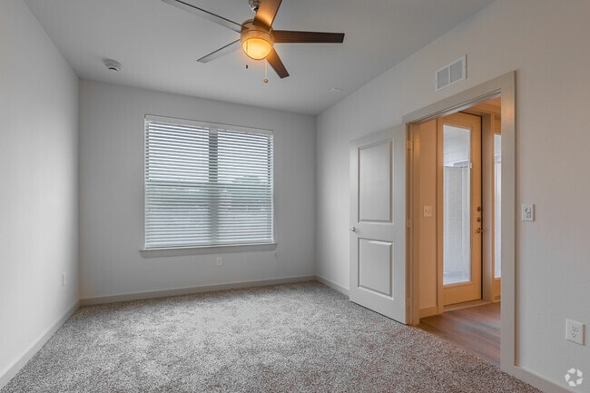 B1 2BR, 2BA - 1,079SF - Bedroom