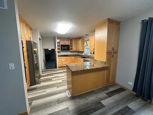 590 Alice Pl