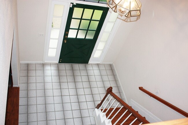 Photo - 2319 Mill Creek Dr