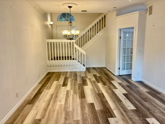 Photo - 5207 Eagle Cay Pl