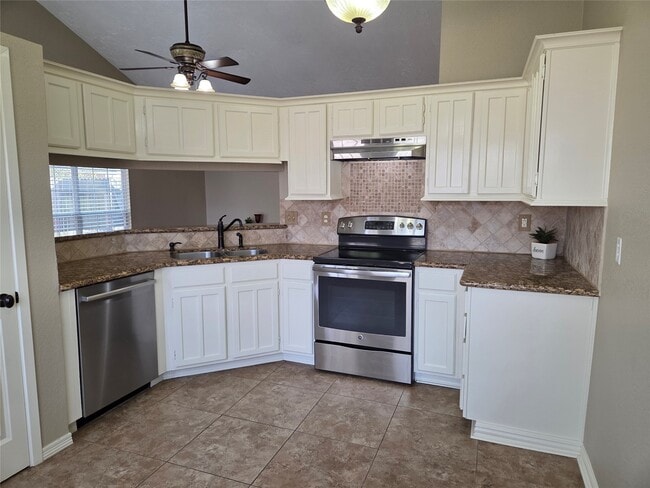 Photo - 4203 Spinks Creek Ln