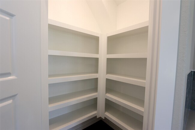 Building Photo - 1530 Waggoner Rnch Ct