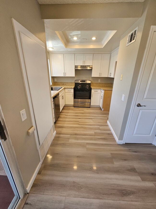 Building Photo - South Coast Fountains