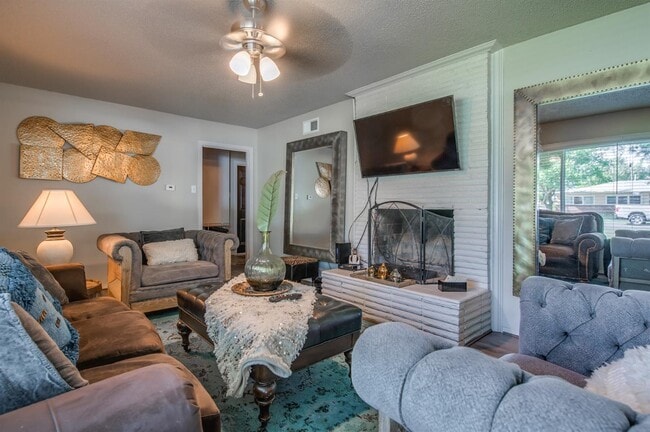 Photo - PRE-LEASING for AUGUST Move in - Recently Remodeled 4/2/1 near Texas Tech