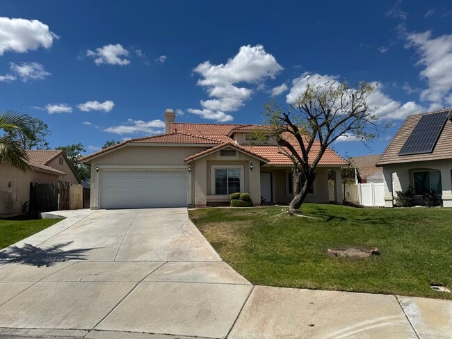 Building Photo - 2682 W Dawnview Dr