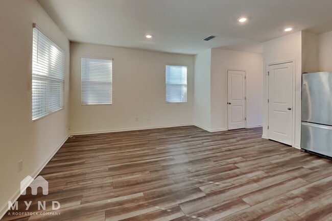 Photo - 2622 Senegal Wy