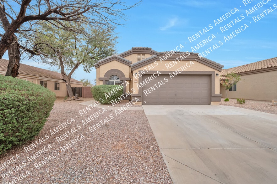 1735 E San Xavier Dr