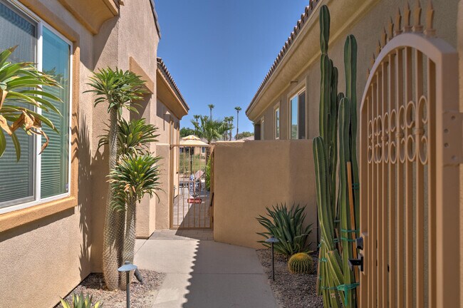 67372 Zuni Ct