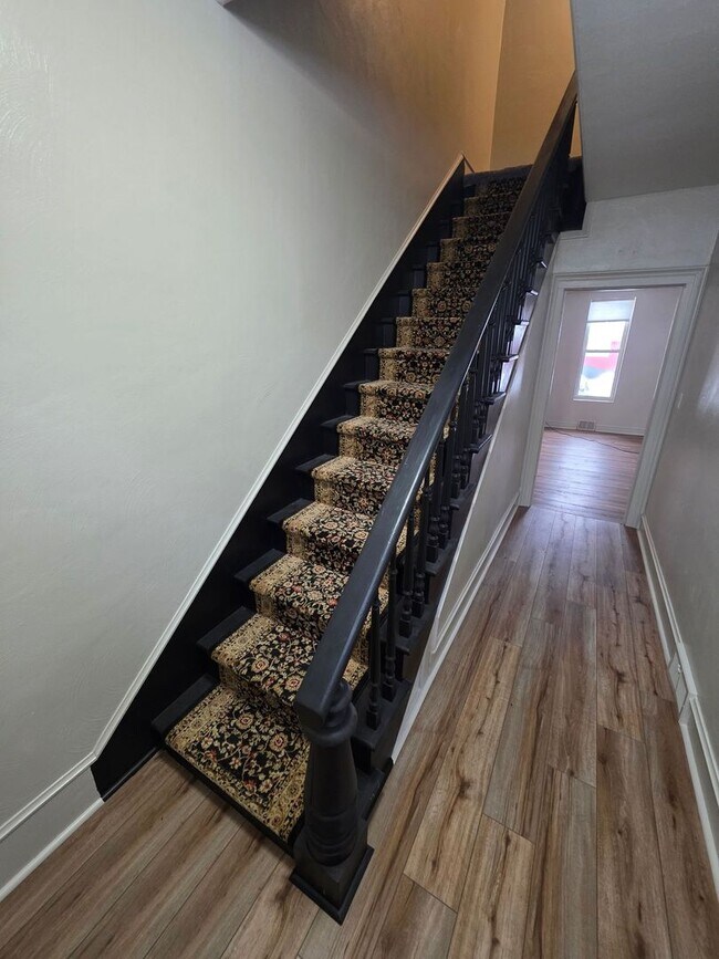 Photo - Four Bedroom House Available in Battle Creek!