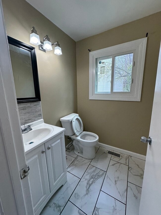 Photo - 2152 Mallard Ln