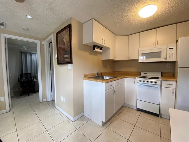 Photo - 9600 NW 24th Ave