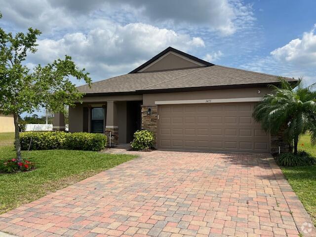 Building Photo - 1475 Fuji Dr Rental