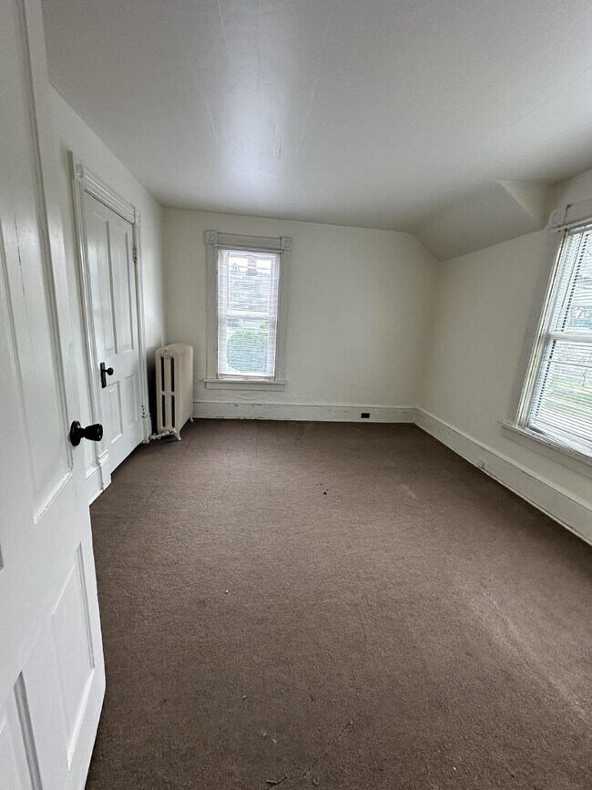 Photo - Nice 3 Bed 1 Bath available for June 1st