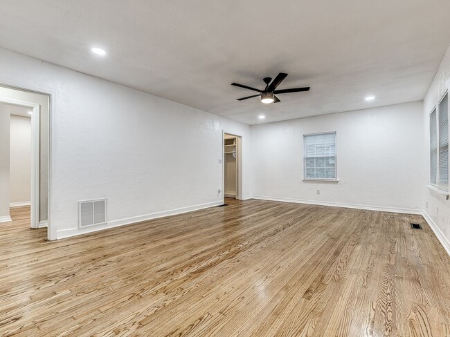 Photo - 2525 NW 32nd St