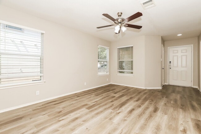 282 Cordero Dr