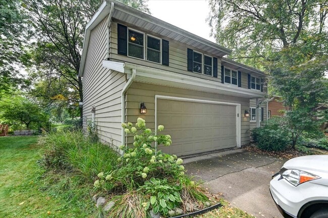 Photo - 4517 Stein Ave