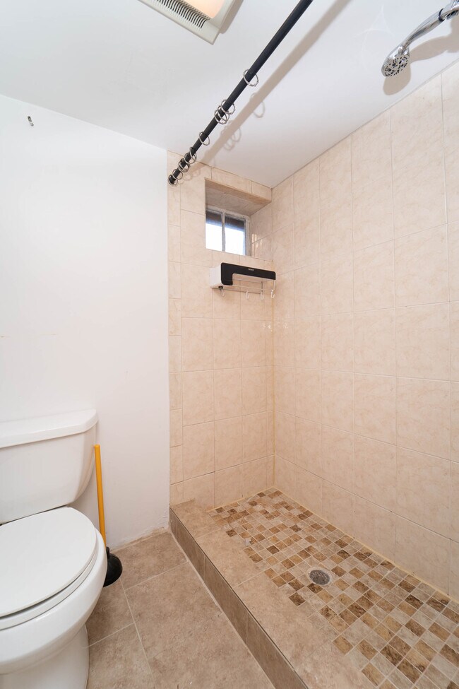 Photo - 1776 Commonwealth Ave Unit B1
