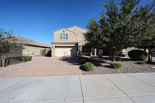 Building Photo - 2736 E Mews Rd