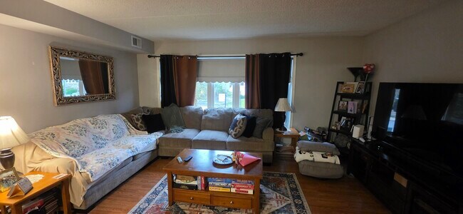 Photo - 6230 S Newland Ave