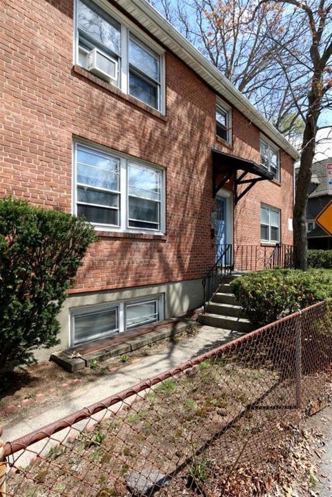 Photo - 48 Kirkland St Unidad 5