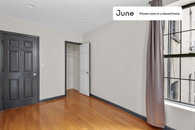 Room in Shared 3 bed/1 bath home in East Village
