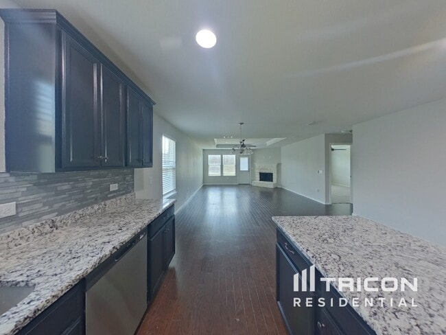 Photo - 1636 Vernon Dr