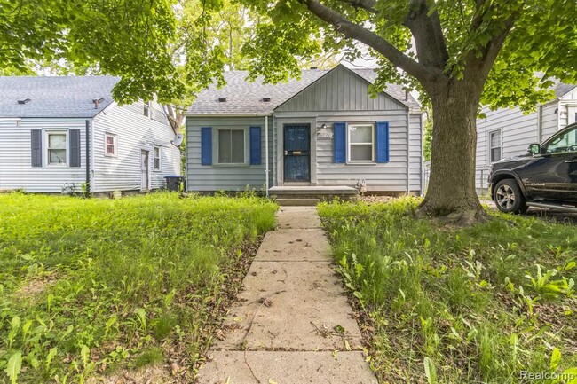 Photo - 19620 Lyndon St House