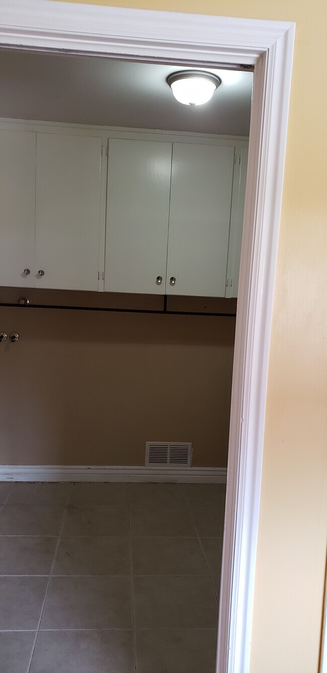 926 N 800 W Rental House Rental in West Bountiful, UT