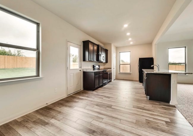 Photo - 2023 Madison Dr