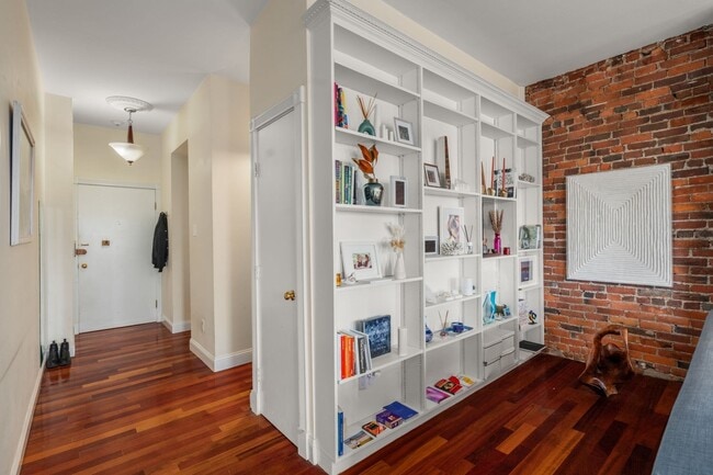 482 Beacon St Unit 42