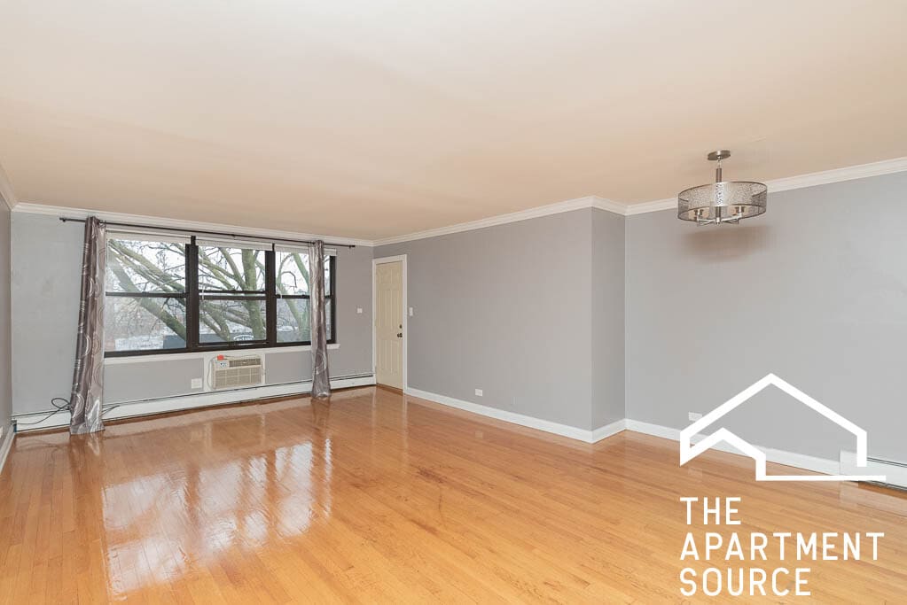 Photo - 1600 W Jarvis Ave