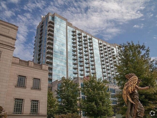Building Photo - Stunning 17th Floor Views of Downtown in t... Unit 1720 Rental