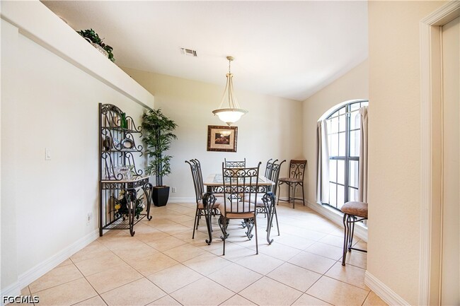 Photo - 5023 Agualinda Blvd