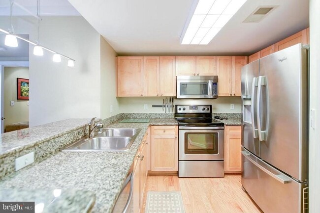 Photo - 777 7th St NW Unidad 1113