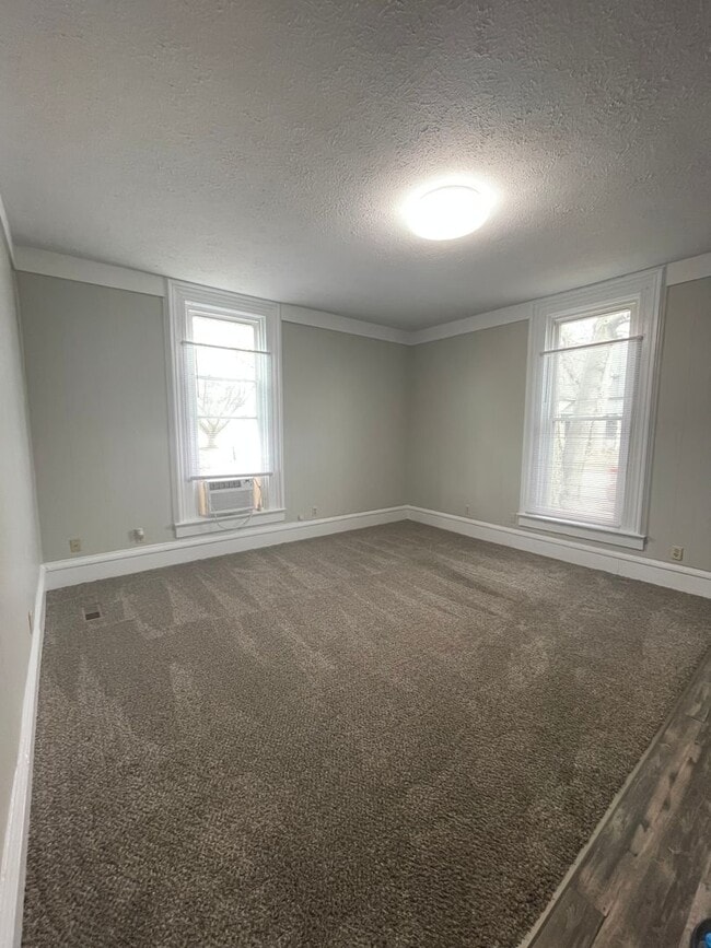 Building Photo - 1219-1221 Morton St--HBS Unit 1219 Morton St