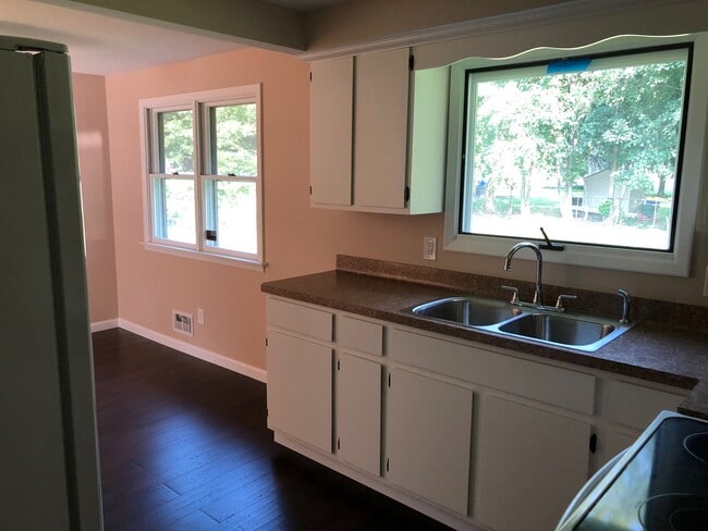1428 Long Pond Rd