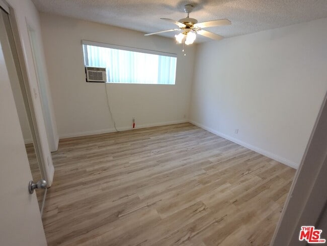 Photo - 650 Westmount Dr Unit 206