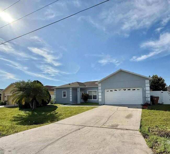 Photo - 315 Ashburton Way