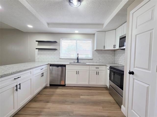 Photo - 1302 La Salle Dr