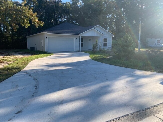 Photo - 5871 Collins Rd