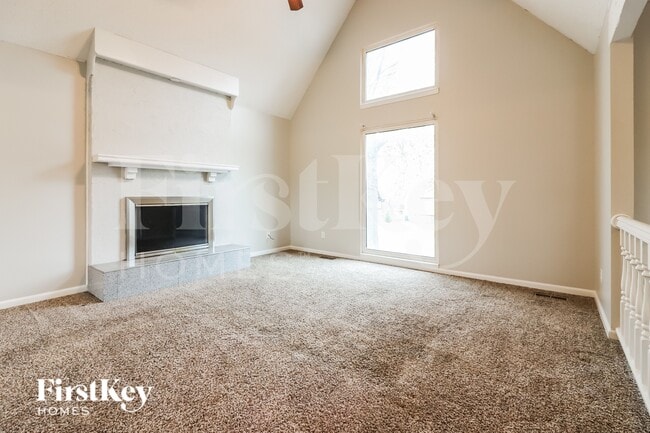 Photo - 11568 Earnshaw St