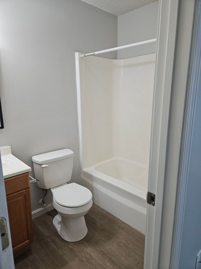 Photo - 409 Green Valley Dr Unit Apt #46
