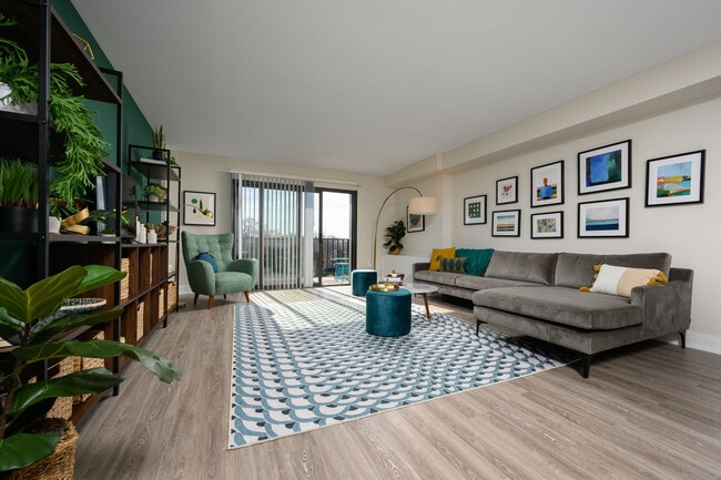 Regency Towers Apartments