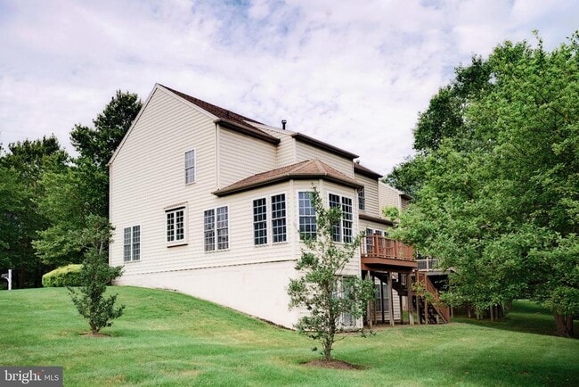 Photo - 15 Ridings Way