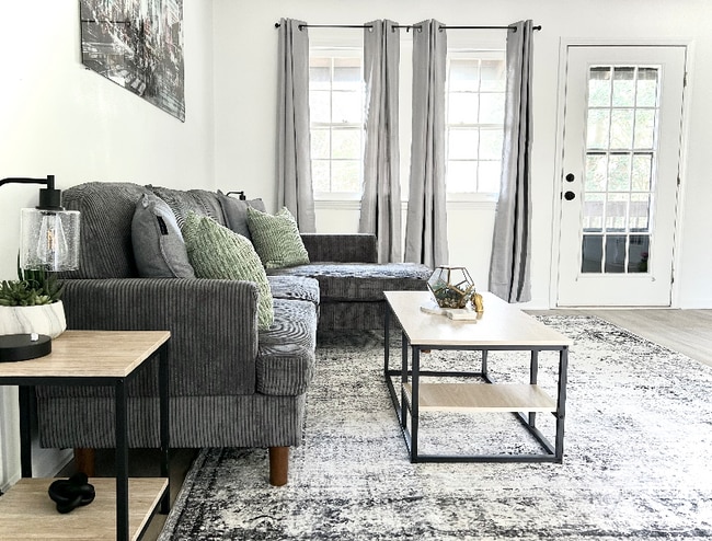 Photo - 104 Cedar Cove Ln