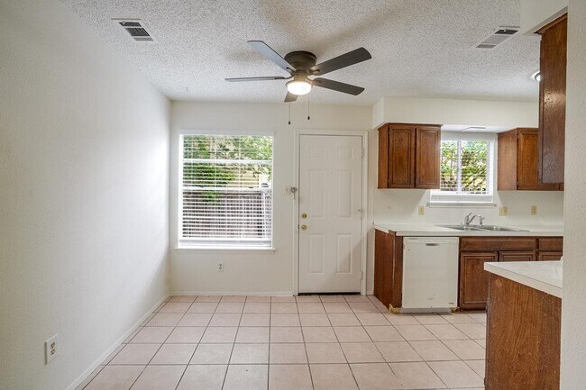 Photo - 10310 Little Pebble Dr
